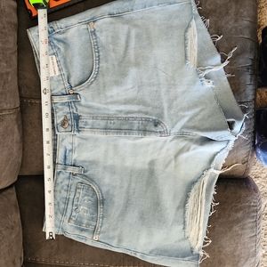 Cutoff demin shorts